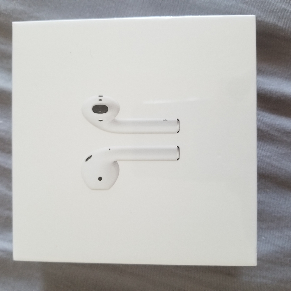 🚫SOLD🚫Airpods 2nd generation
